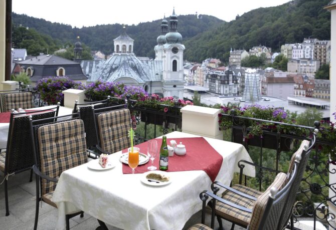 karlovy-vary-luchshie-sanatorii_45