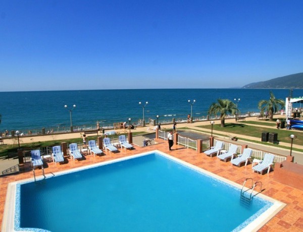 alex-beach-hotel