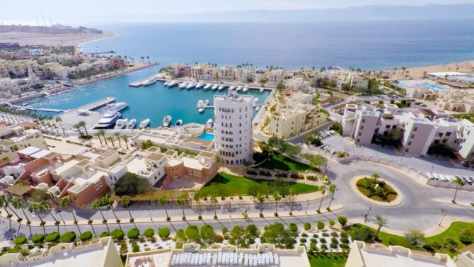 Marina Plaza Tala Bay