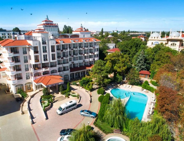 Hotel Alye Parusa Feodosiya Crimea