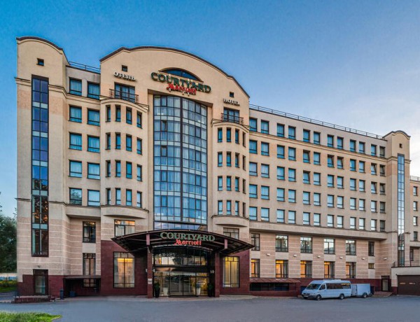 Courtyard Byriott Hotel Saint Petersburg