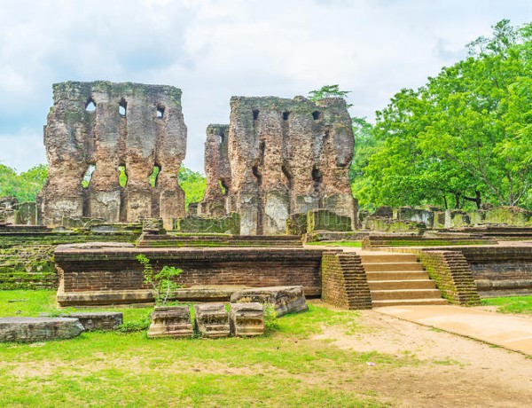 Королевский комплекс короля Ниссанкамалла (Полоннарува, Шри-Ланка: достопримечательности)