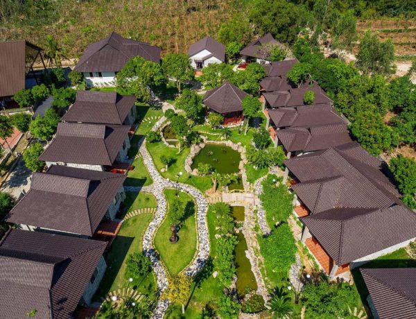 Лучшие отели Чау Дак, Вьетнам Sang Nh Ngc Resort