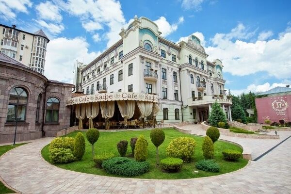 Отель Понтос Плаза - Лучшие отели Ессентуков