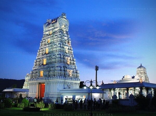 Храм Тирумала Венкатешвары (Tirumala Venkateswara Temple) - Достопримечательности Тирупати - что посмотреть за 1 день самостоятельно