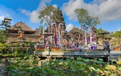 Храм Сарасвати (Pura Taman Saraswati) - Достопримечательности Бали - что посмотреть за 1 день самостоятельно