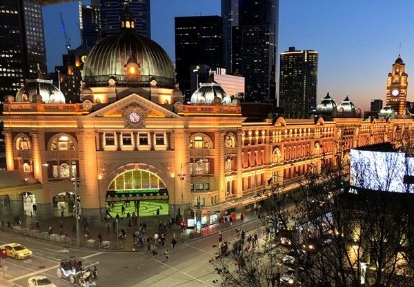 Flinders Street Station - Достопримечательности Мельбурн - что посмотреть за 1 день самостоятельно